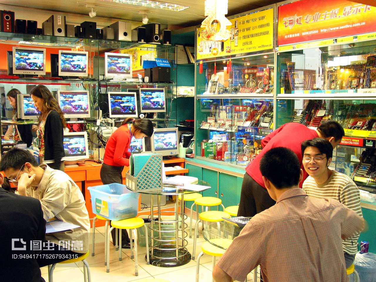 深圳賽格電子商場 顯示器專賣店的電子產(chǎn)品銷售策略